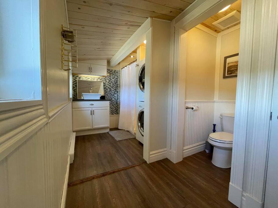 Bespoke Lake Cottage New Minas Exterior photo
